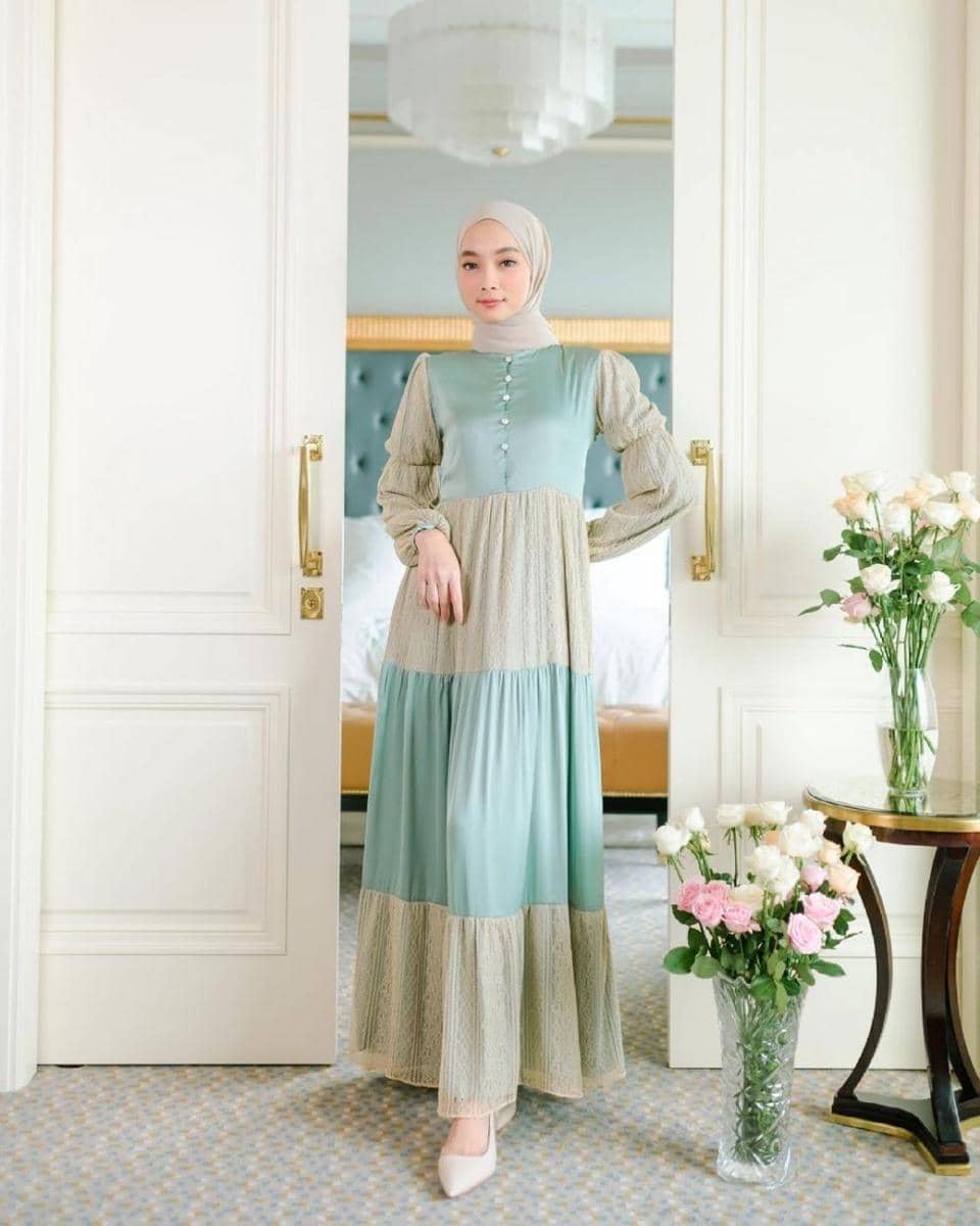 Gamis Pastel untuk Lebaran (instagram.com/liza.rosalita)