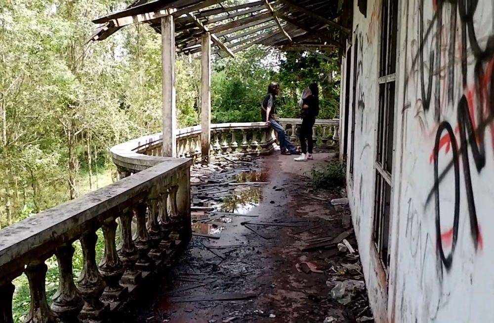 Rumah Putih Grezenberg (youtube.com/Athena Fortune)