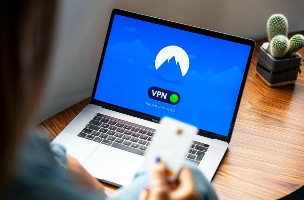 6 VPN Terbaik untuk Windows 2022, Aman dan Cepat!