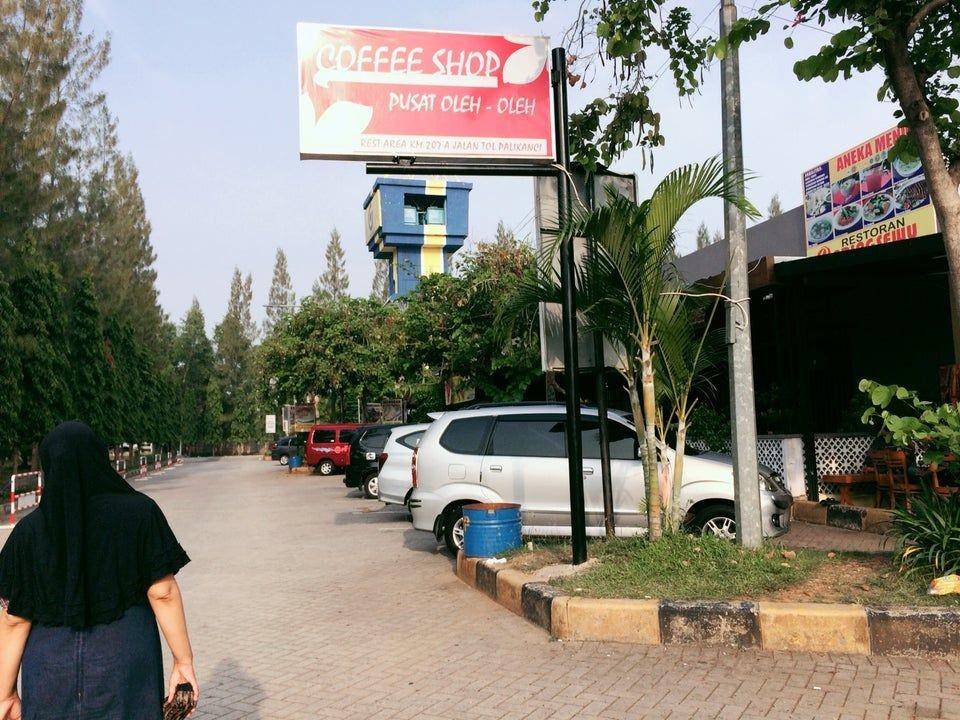 Ilustrasi Rest Area KM 207 (https://id.foursquare.com/Desy W)