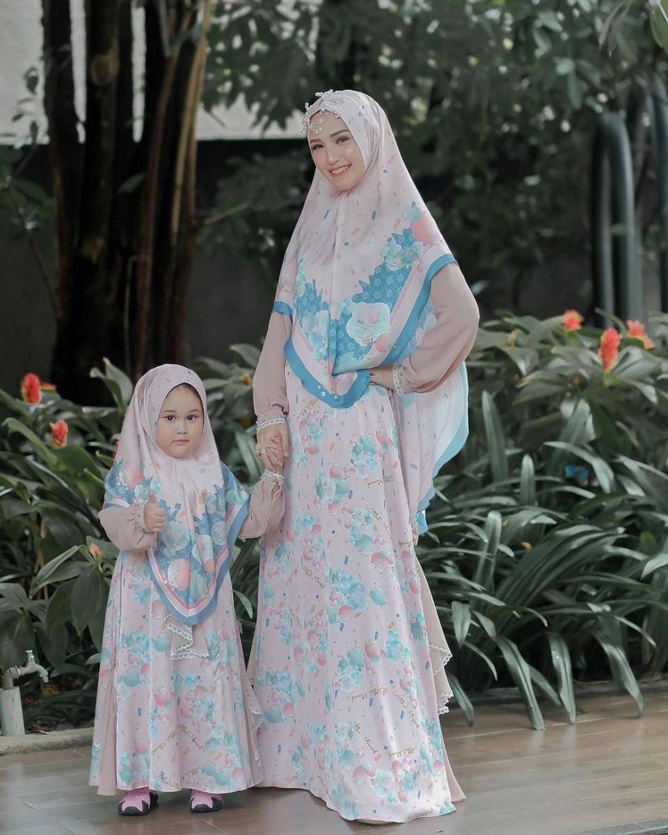 Adelia Pasha (@ridwanschwainstaiger via instagram.com/adeliapasha)