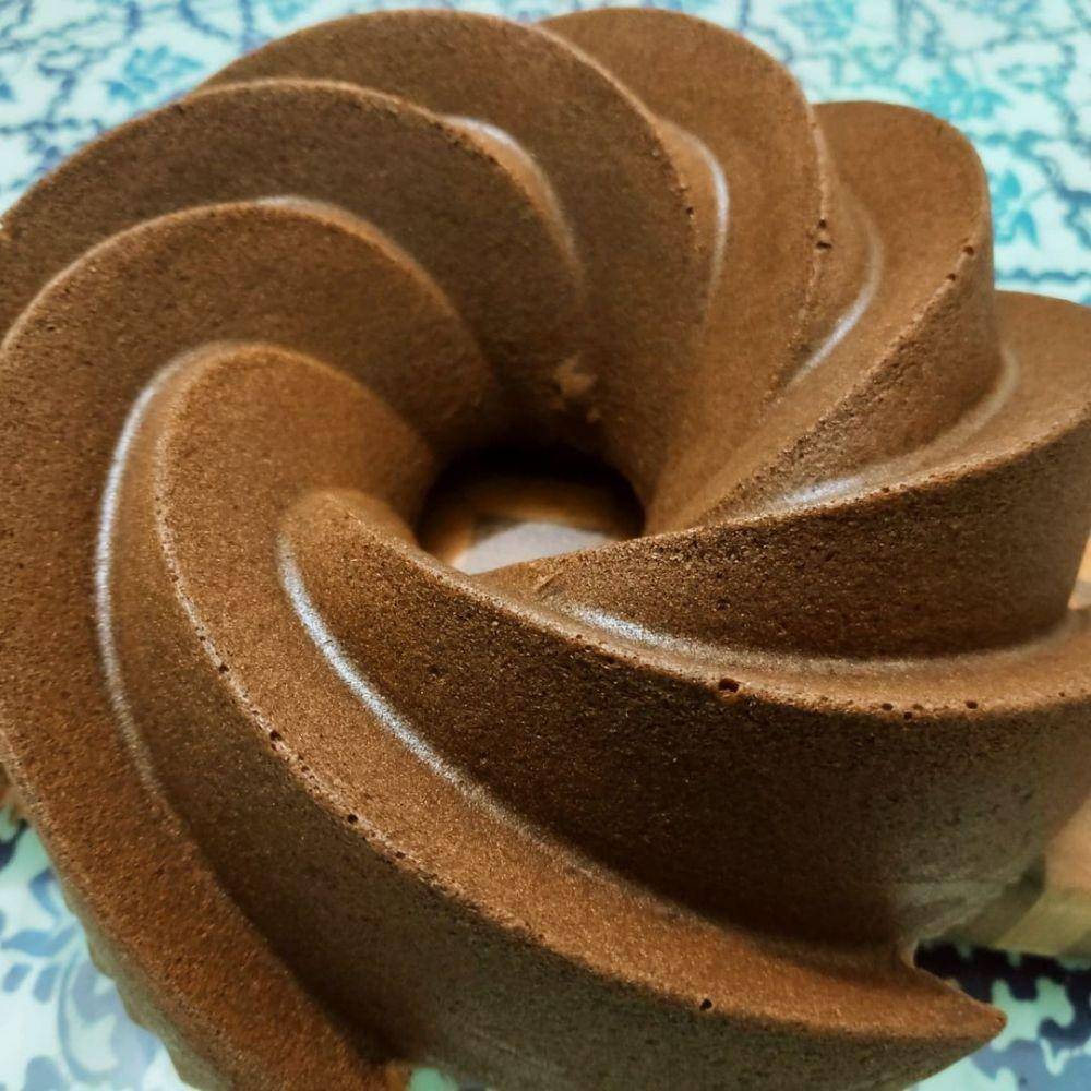 Kue bolu (instagram.com/sansbakeryy)
