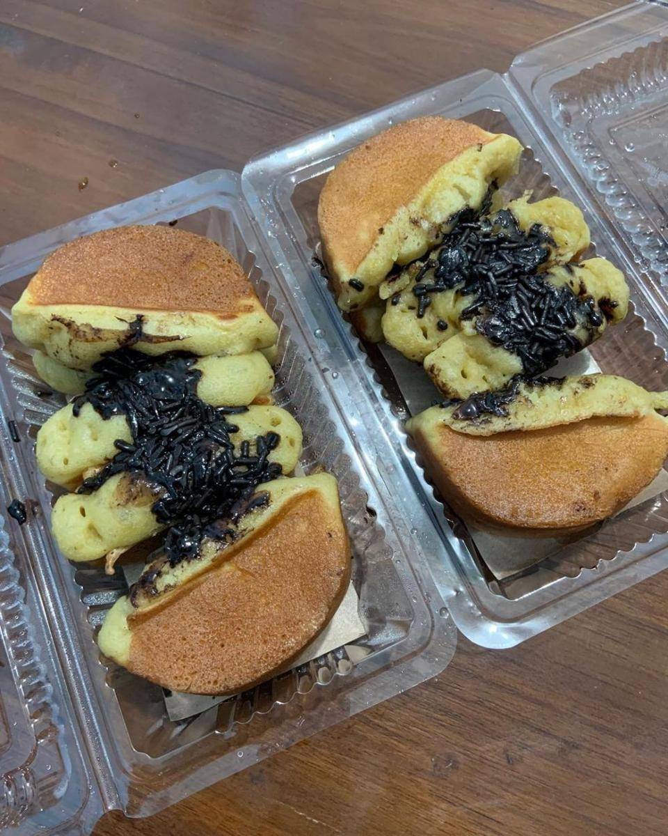 Kue pukis (instagram.com/njajan.tulungagung)
