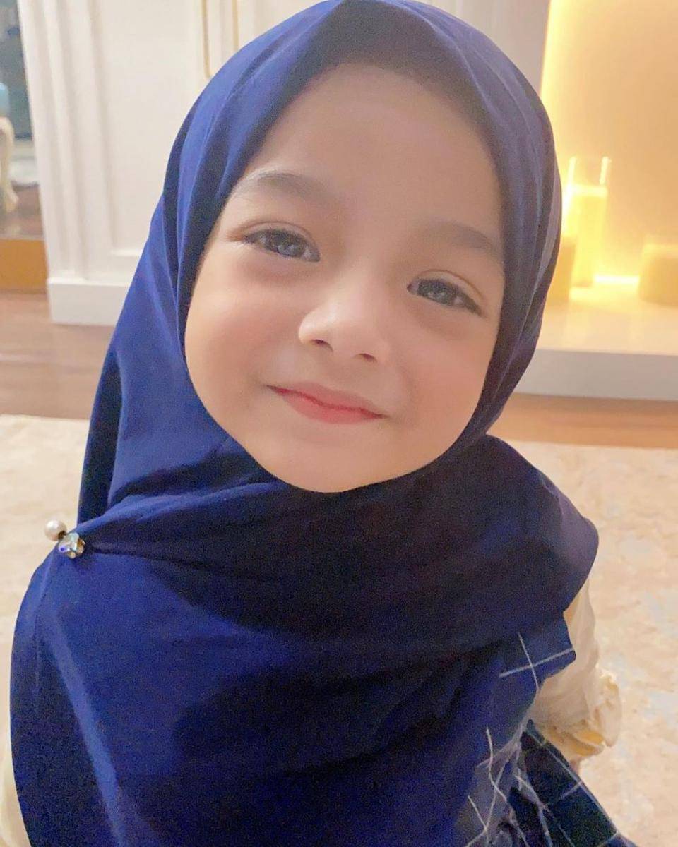 potret Queen Eljaz Slofa (instagram.com/queeneijazslofareal)