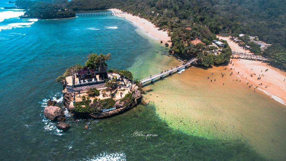 Potret pantai balekambang (instagram.com/Marikemalang)