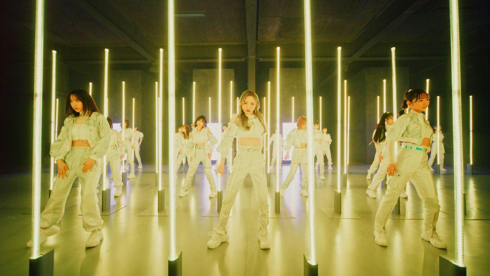 10 Fakta Menarik di Balik MV 'Motokare Desu' Milik AKB48
