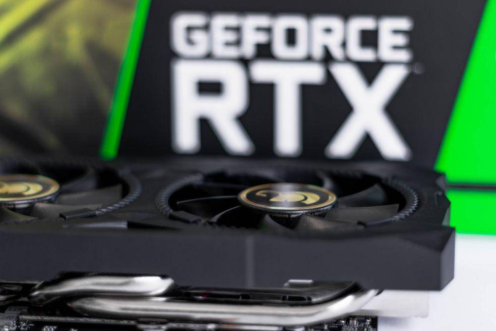 ilustrasi kartu grafik seri RTX dari NVIDIA (unsplash.com/Christian Wiediger)