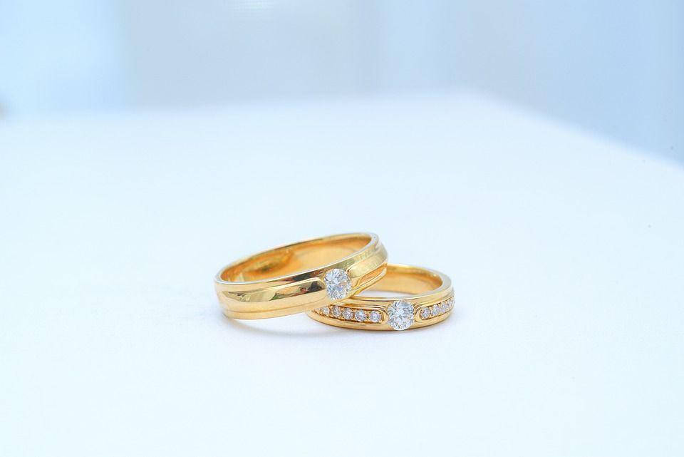 9 Arti Memakai Cincin di Jari yang Berbeda, Bukan Sekadar Gaya!