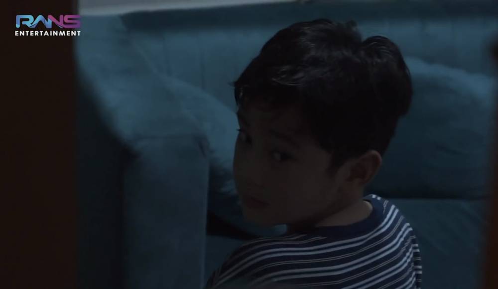 Momen Faaz dan Rafathar bertemu (youtube.com/RansEntertainment)