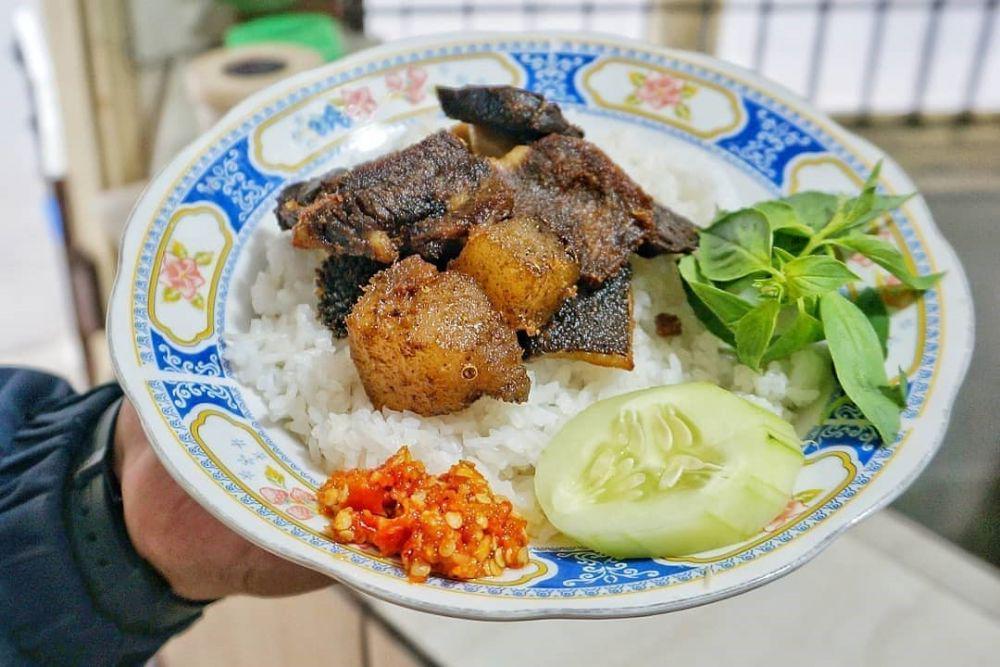 Menggiurkan! Inilah 6 Rekomendasi Warung Nasi Babat di Malang