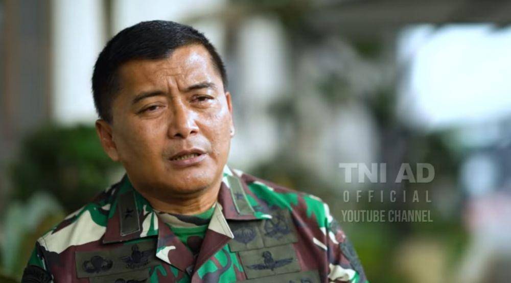 Kepala Dinas Penerangan TNI AD, Brigjen Tatang Subarna (Tangkapan layar YouTube TNI AD)