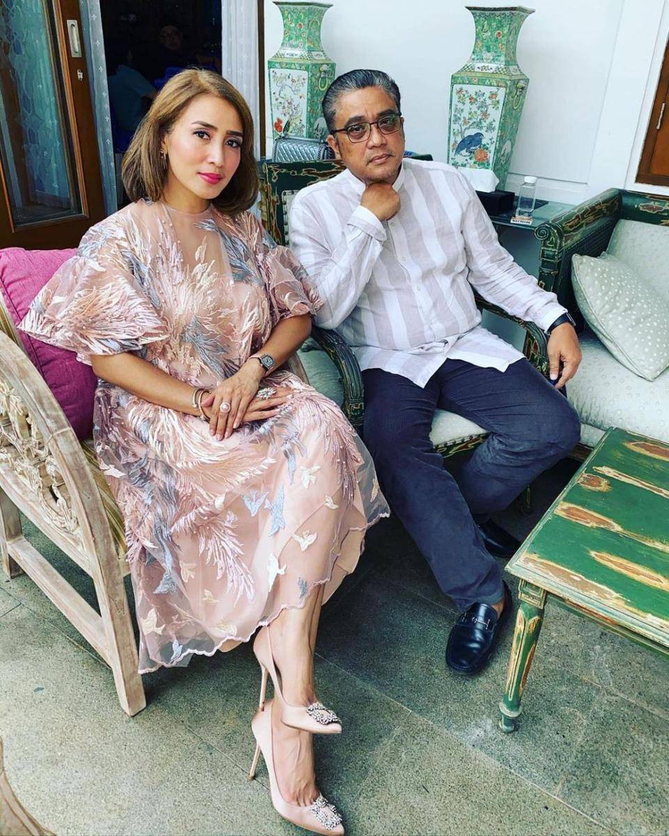 Baju Lebaran Couple (instagram.com/sendyyusuf)