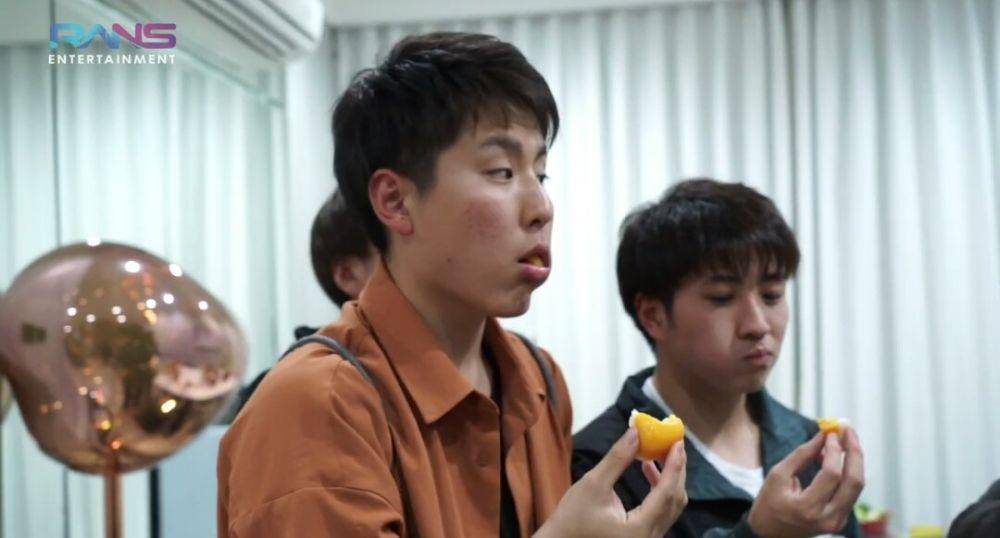 potret Waseda Boys berkunjung ke rumah Raffi Ahmad (youtube.com/Rans Entertainment)