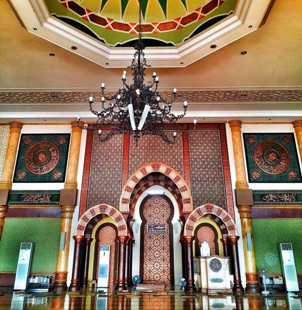 potret Masjid Agung Baitul Makmur (instagram.com/hartinidina)