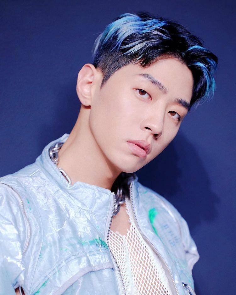 Penyanyi GRAY (Instagram.com/callmegray)