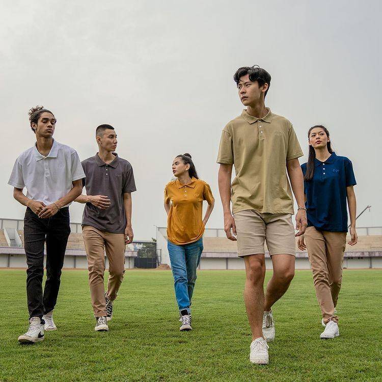 Kaus polo dari Erigo (www.instagram.com/@erigostore)