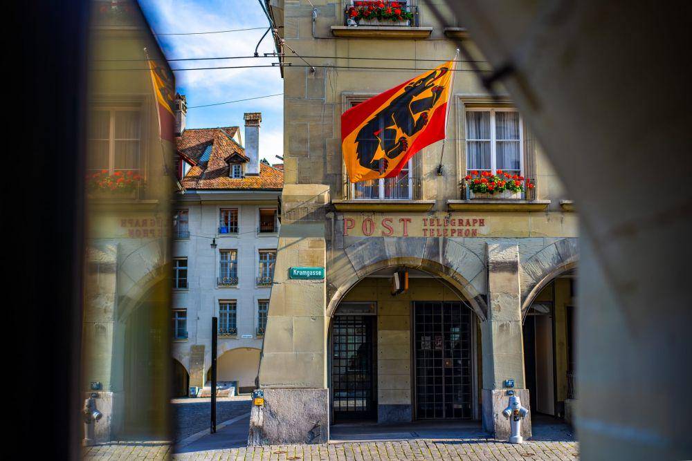 Kota Bern, Swiss (unsplash.com/Alin Andersen)