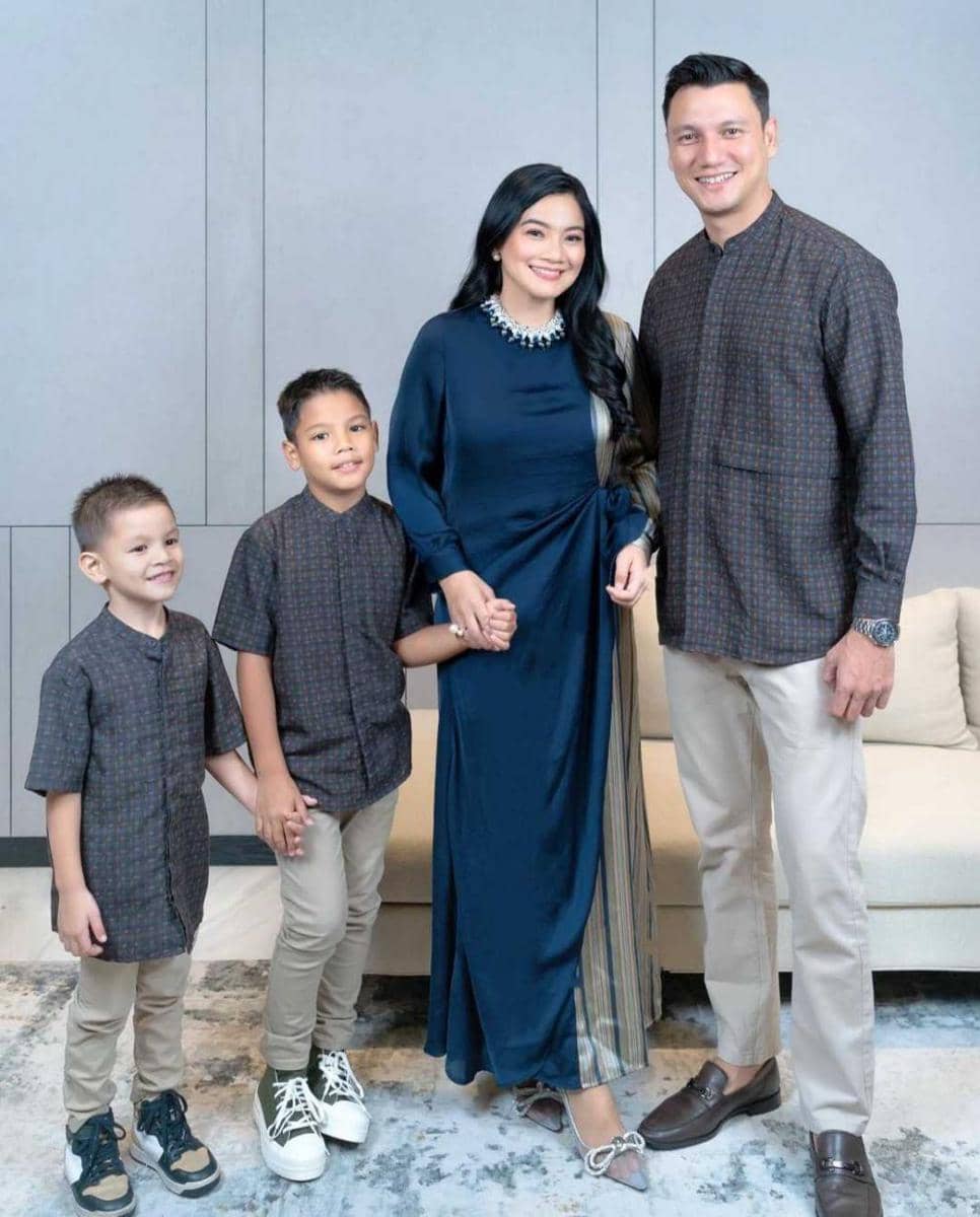 Titi dan keluarga (instagram.com.titi_kamall)
