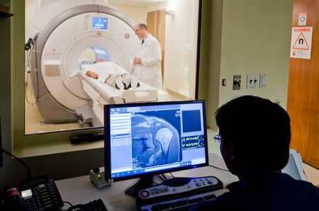 ilustrasi MRI (radiology.ucsf.edu)