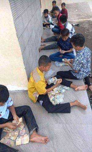 Momen saat lebaran (Instagram/ Kawan Komedi)