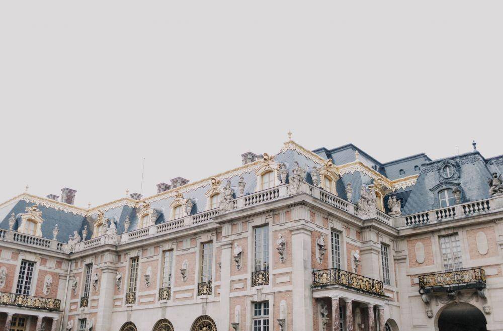 Istana Versailles (pexels.com/Leah Kelley)