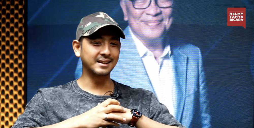 Arya Saloka (YouTube.com/Helmy Yahya Berbicara)