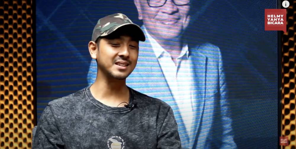 Arya Saloka (YouTube.com/Helmy Yahya Berbicara)