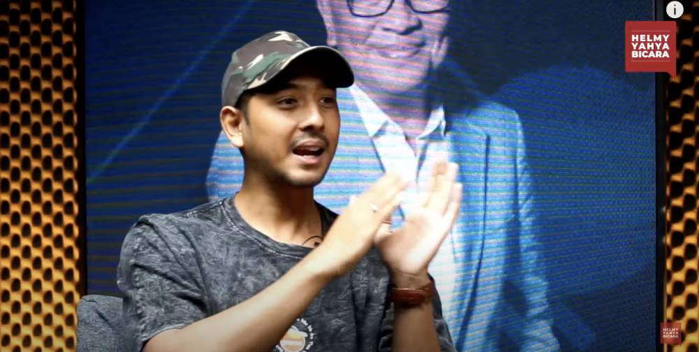 Arya Saloka (YouTube.com/Helmy Yahya Berbicara)
