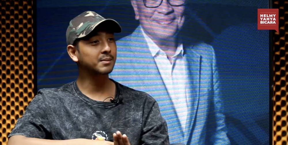 Arya Saloka (YouTube.com/Helmy Yahya Berbicara)
