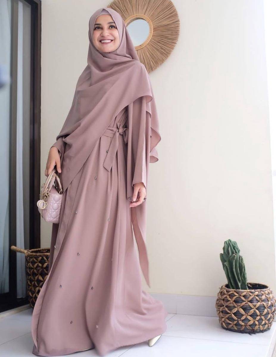 Shireen Sungkar (instagram.com/shireensungkar)