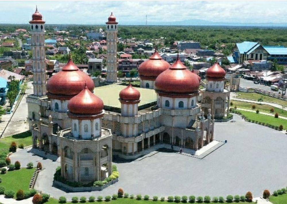 potret Masjid Agung Baitul Makmur (instagram.com/ryan.gustriandha)