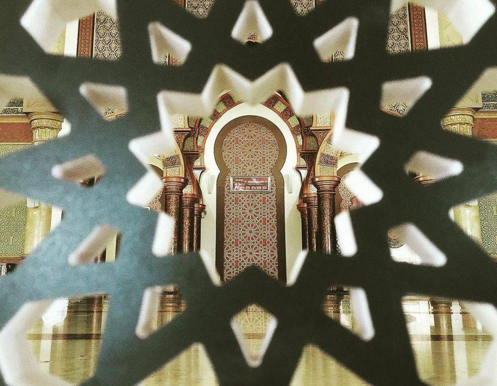 potret Masjid Agung Baitul Makmur (instagram.com/andre.dkk)