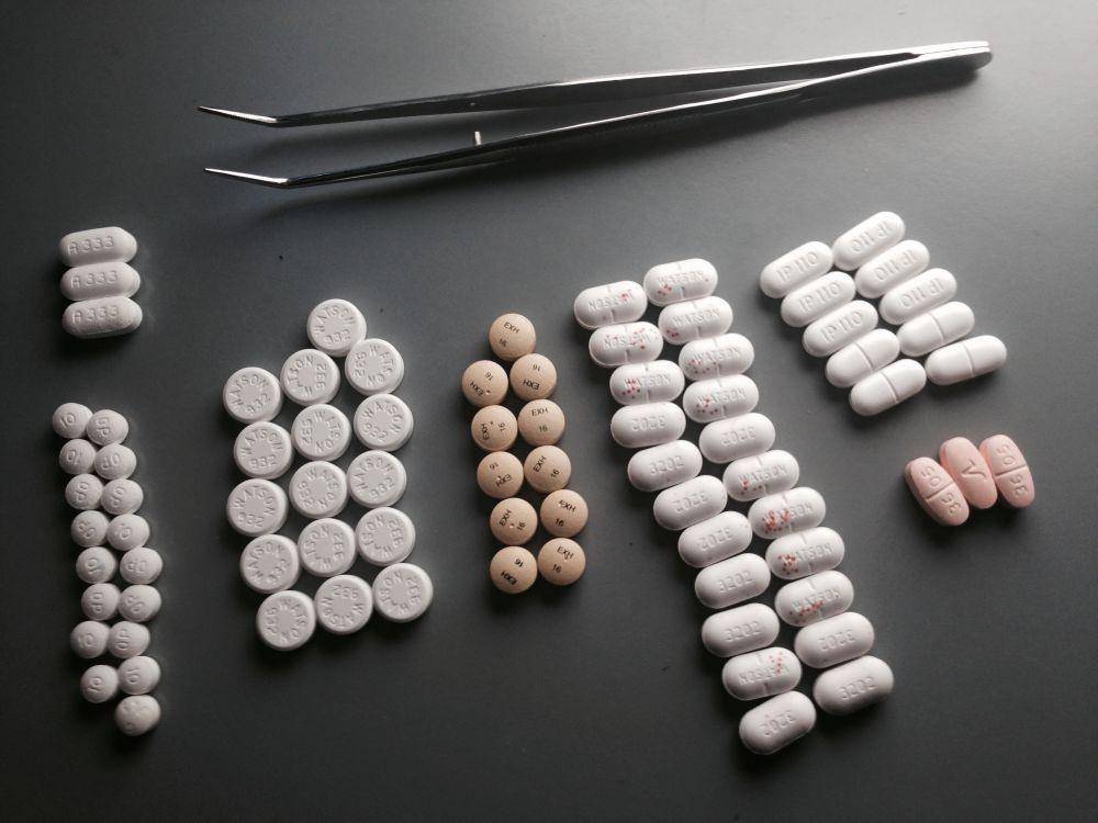 ilustrasi obat (unsplash.com/stephen foster)