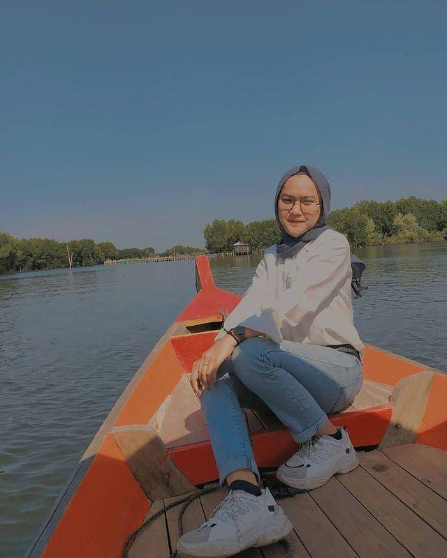 Jembatan Cinta Tarumajaya (instagram.com/rfqhlthfiyh_)