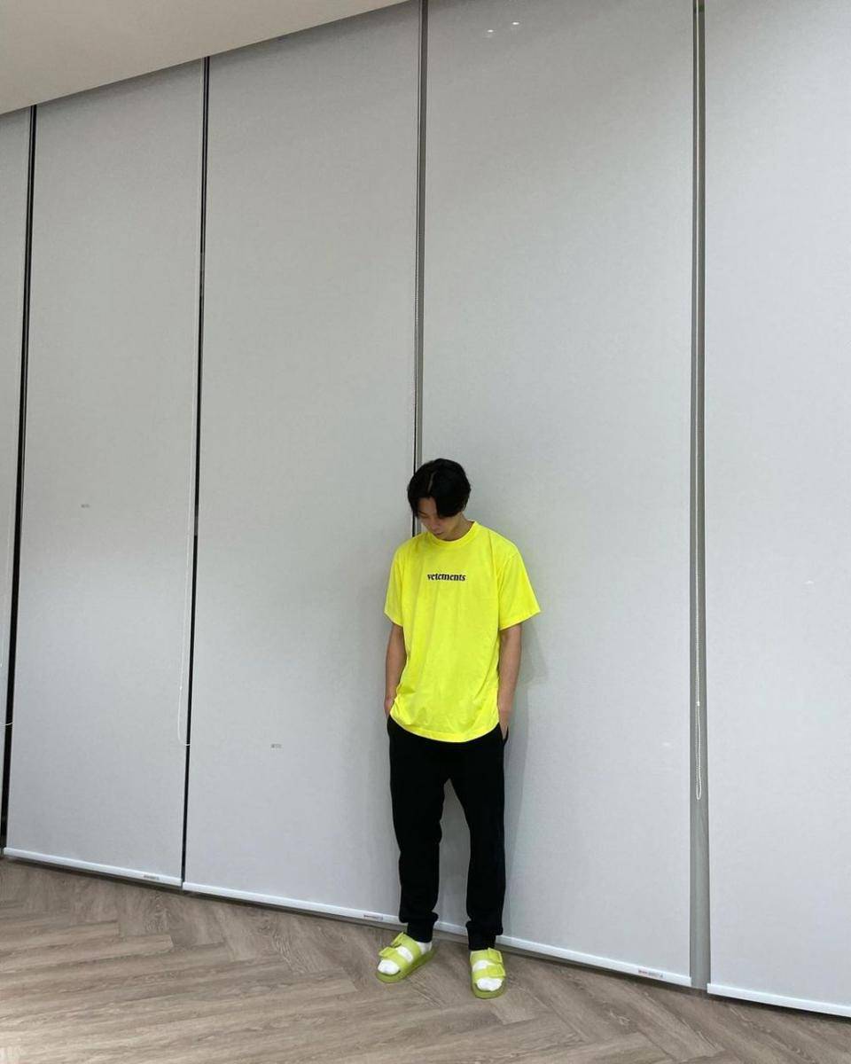 potret Johnny NCT (Instagram.com/johnnyjsuh)