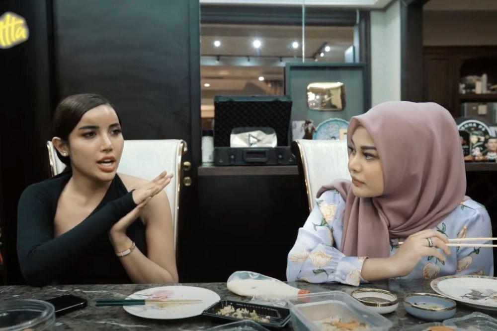 10 Momen Millen Cyrus Ngaku Operasi Plastik ke Aurel, Habis Rp1 Miliar