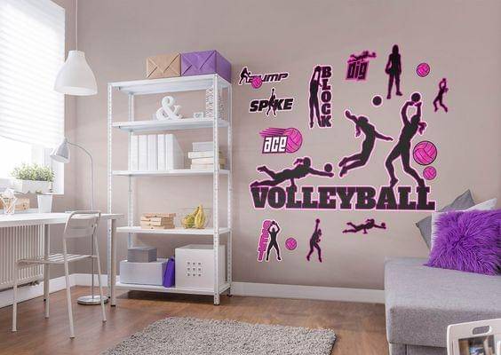 Kamar tidur bertema hobi volley (pinterest.com/Fathead Wall Decals)