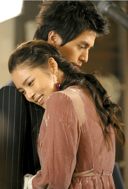 potret Park Si Yeon sebagai Kim Se Hyun dan Lee Dong Wook sebagai Seol Gong Chan (dok. SBS/My Girl)