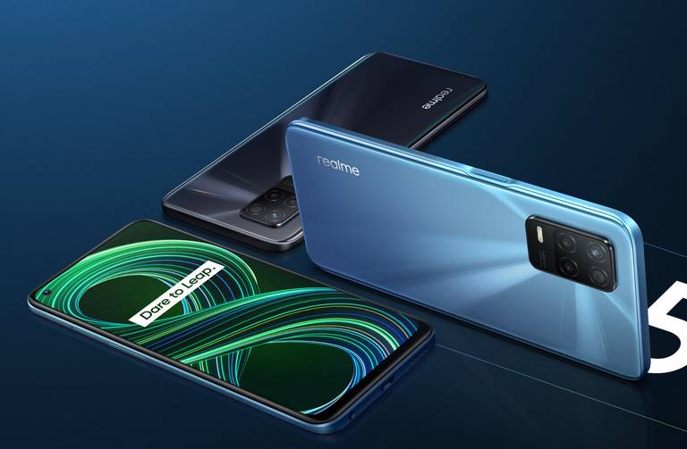 desain dan layar Realme 8 5G (realme.com)