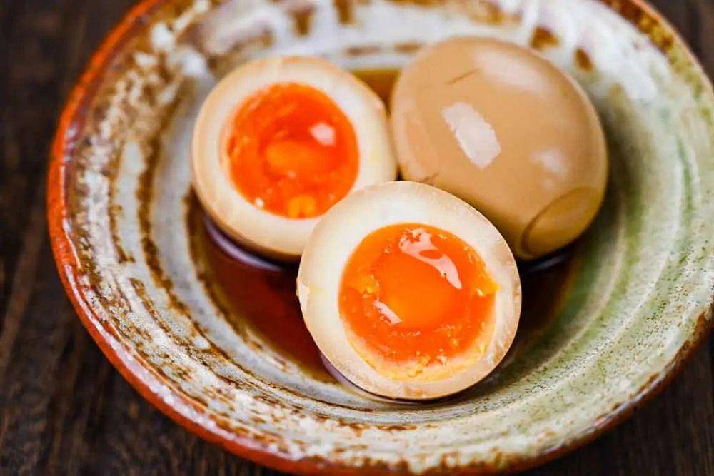 ilustrasi ajitsuke tamago egg (sudachirecipes.com)