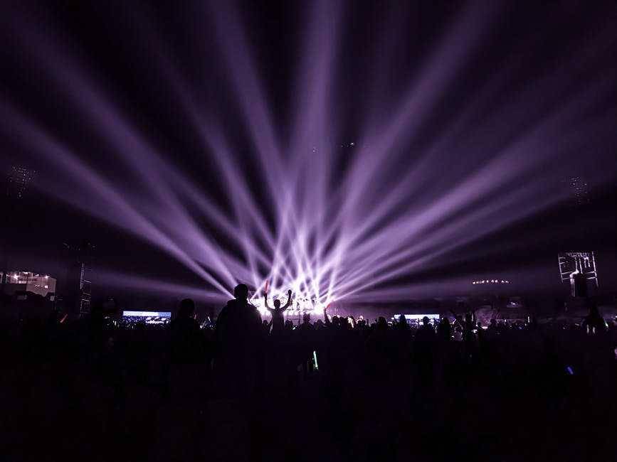 ilustrasi laser di konser (pexels.com/
