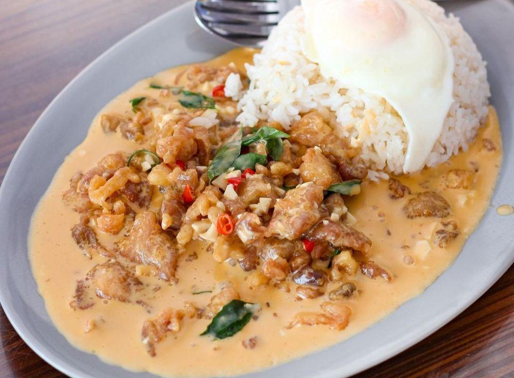 Resep Ayam Telur Asin, Menu Oriental yang Creamy dan Nikmat