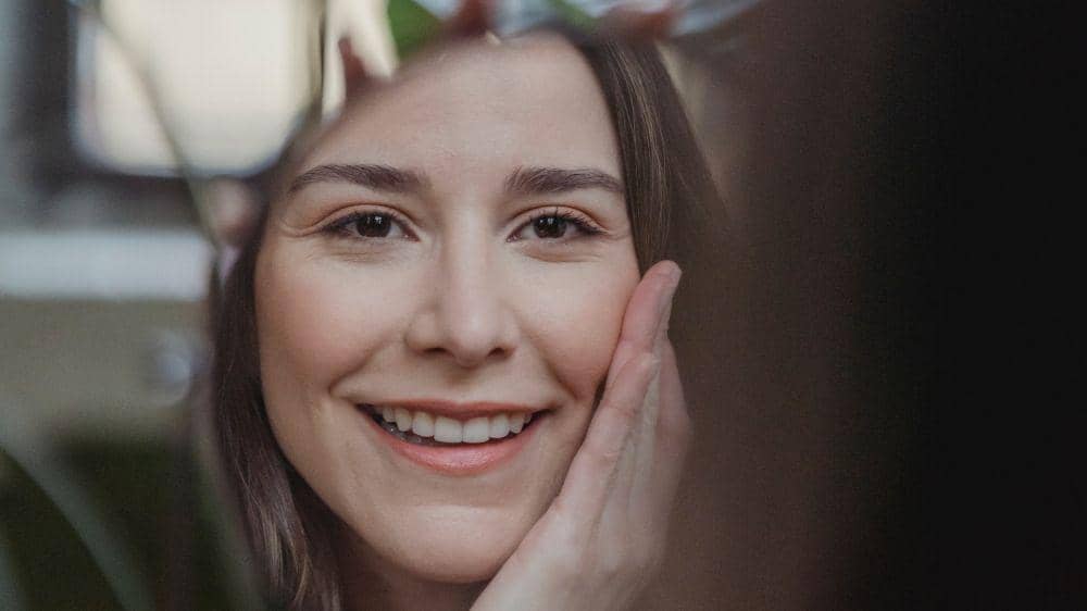 5 Langkah Makeup Pagi yang Pas untuk Hari Raya, Simpel