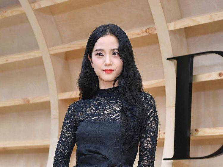 Jisoo BLACKPINK (Dok. Dispatch Korea)