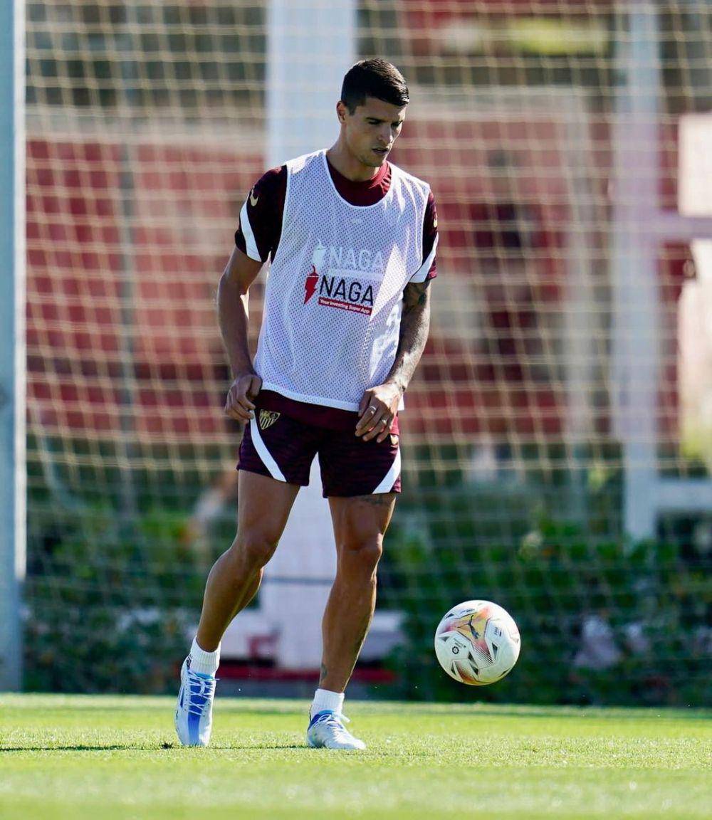 Erik Lamela saat berlatih bersama Sevilla (twitter.com/SevillaFC_ENG)