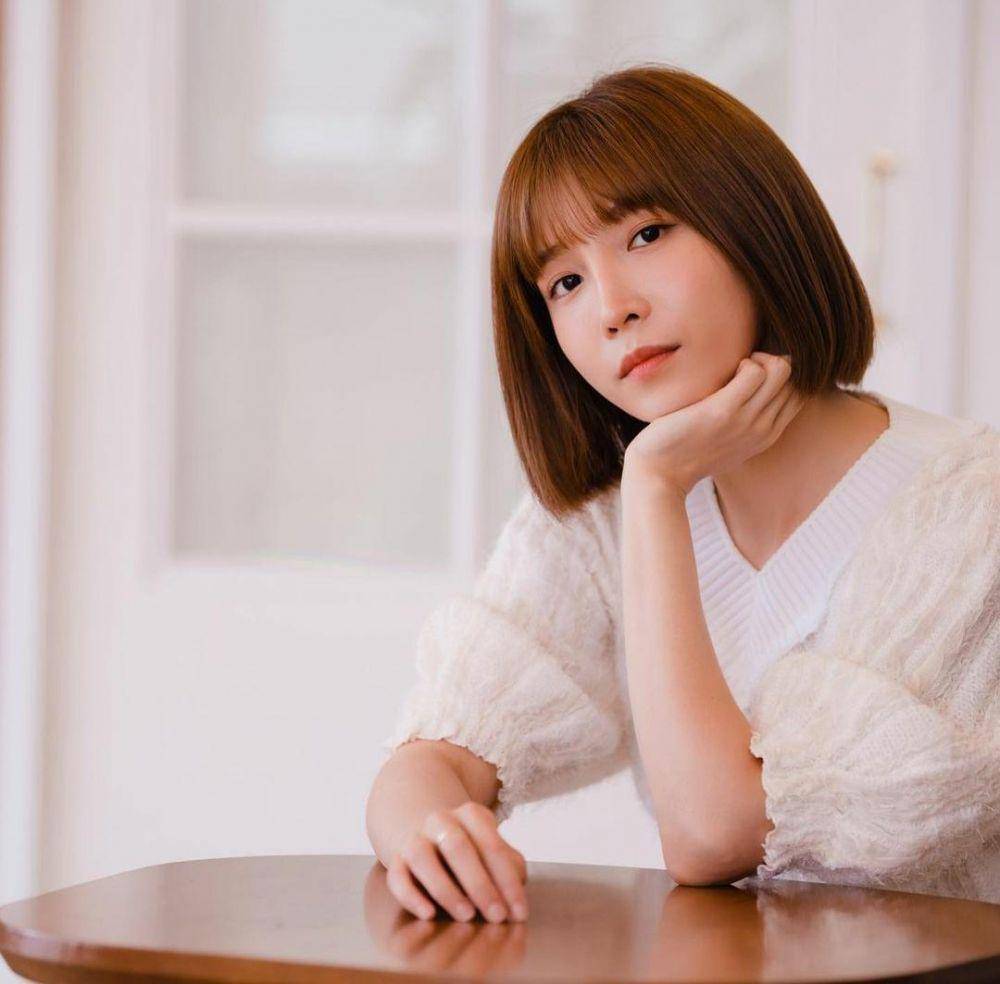 Lee Cho Hee (instagram.com/_2sec__)