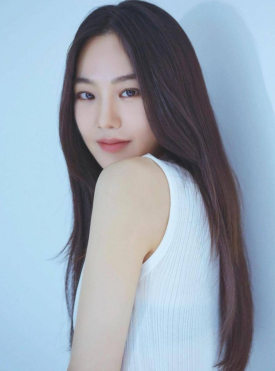 Han Ji Eun (instagram.com/hanjieun0603)