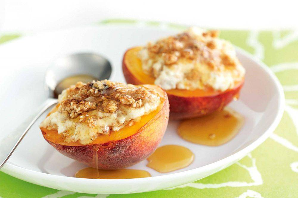 ilustrasi baked peach (taste.com.au)