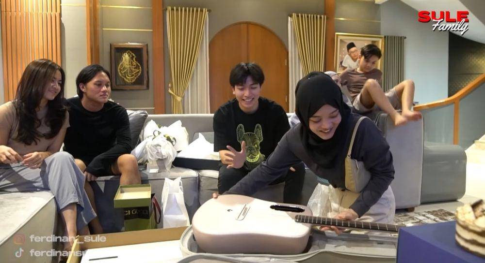 ulang tahun Putri Delina (youtube.com/SULE FAMILY)