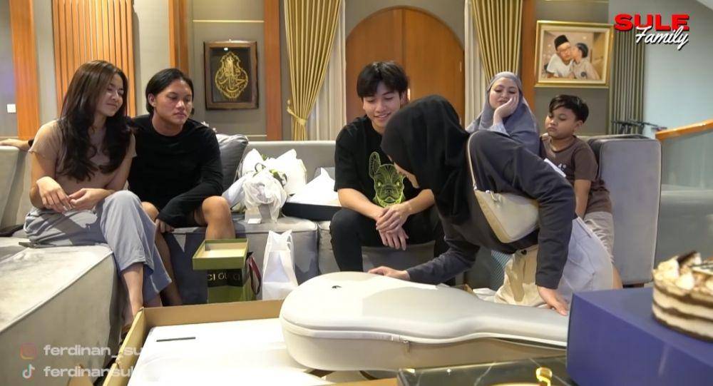 ulang tahun Putri Delina (youtube.com/SULE FAMILY)